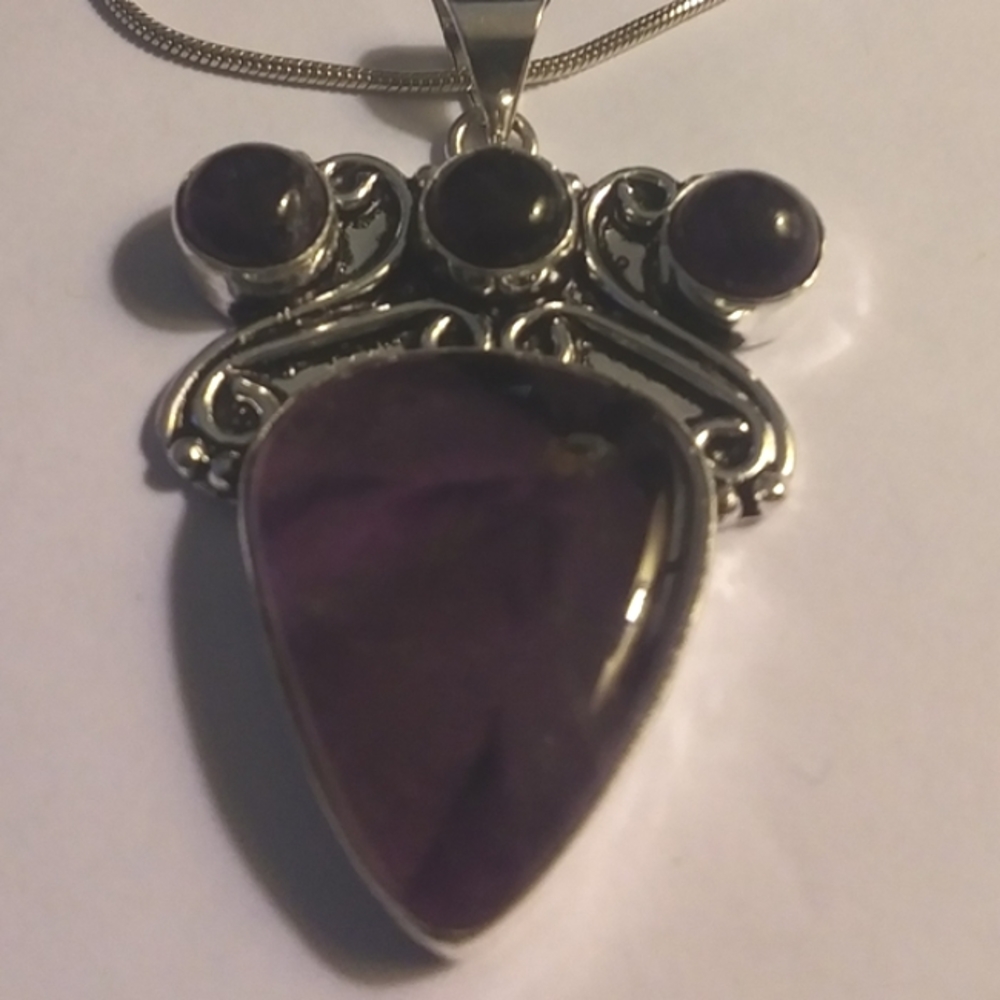 Stunning 925 Sterling Silver Amethyst Necklace